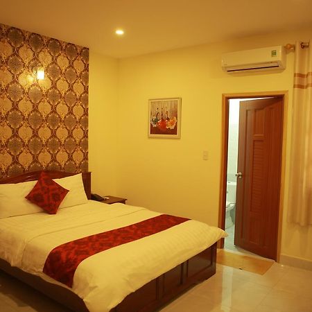 Huy Hoang 1 Hotel Хошимин Экстерьер фото