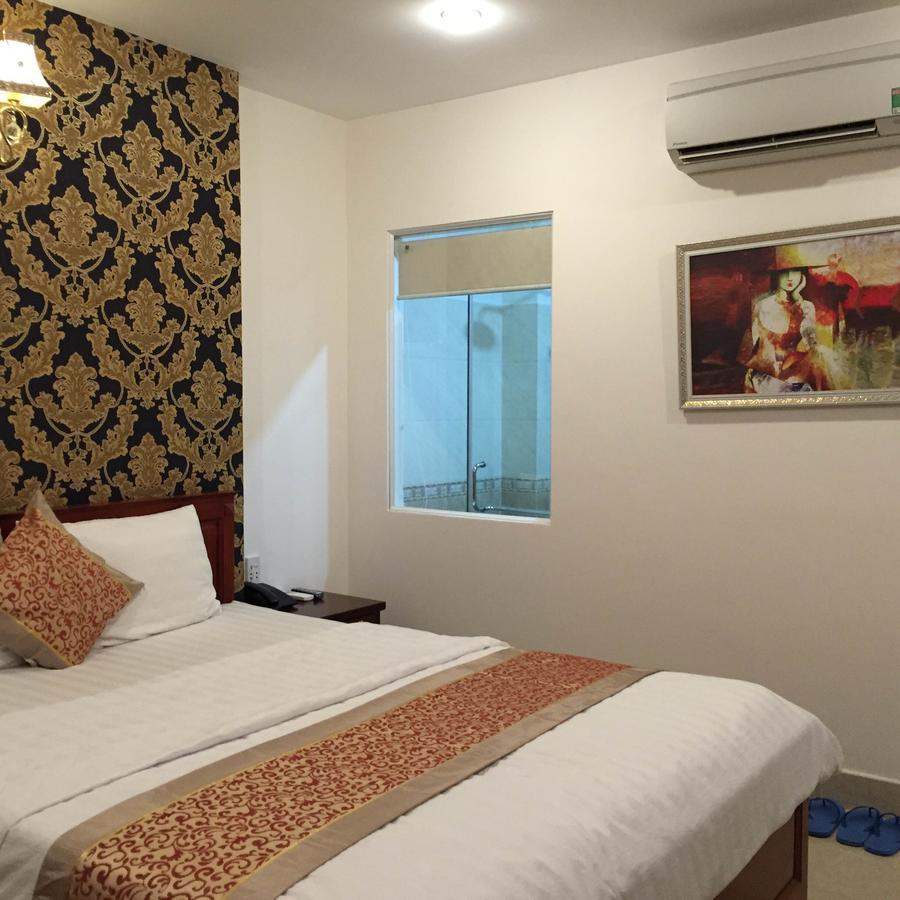 Huy Hoang 1 Hotel Хошимин Экстерьер фото