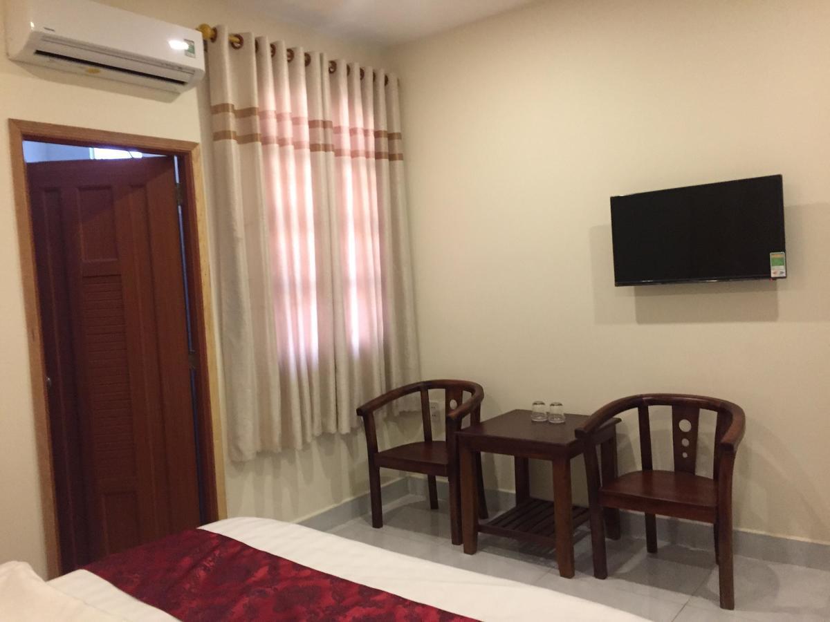 Huy Hoang 1 Hotel Хошимин Экстерьер фото